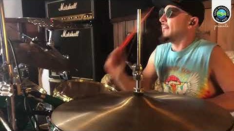 Sofa Sessions: Balkun Brothers