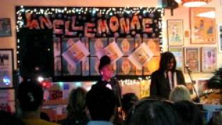 Janelle Monae and Kellindo - Tightrope (Acoustic Version)