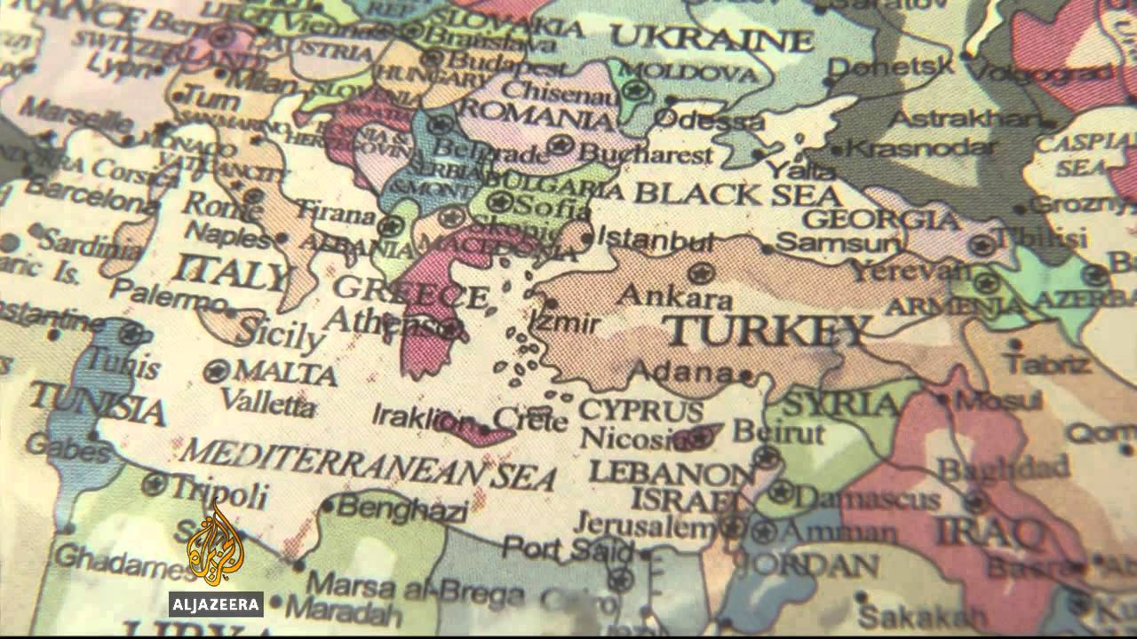 اعتقال صحفيين أتراك في مداهمات للشرطة