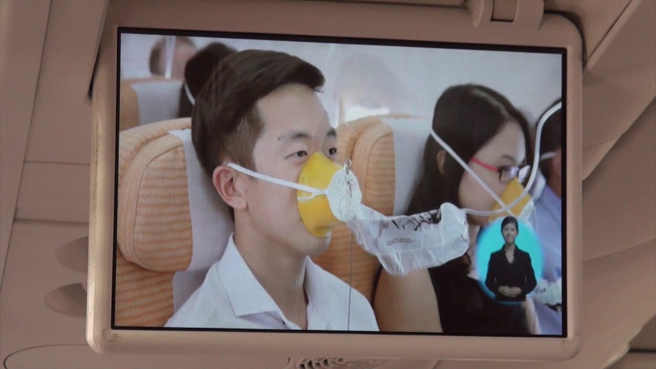 SilkAir Boeing 737-800 Safety Video