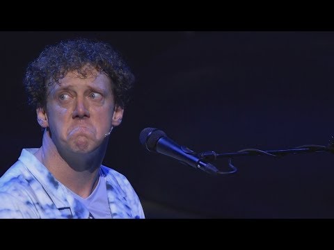 Jochem Myjer - Lange Frans (Adem in, adem uit)