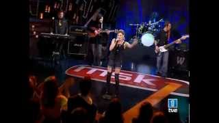 Hilary Duff - Beat Of My Heart (Live at Musica Uno Spain) 2006 HQ Resimi