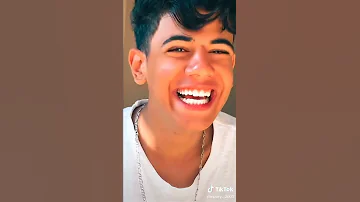 خطاف القلوب الينك ف الوصف 