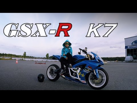 Suzuki GSXR 600 k7 Lowered & Stretched