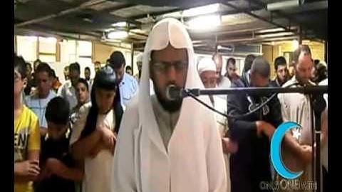 القارئ الذى فاجئ المصلين بصوته   صوت تقشعر له الجلود و تبكى منه العيون   ابوبكر الشاطرى سورة غافر