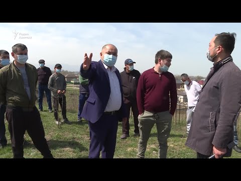 Могилы под окном. Сельчане просят остановить захоронения на кладбище