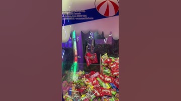 SKITTLES in the candy claw machine #shorts #clawmachine #arcade #candy #skittles #win