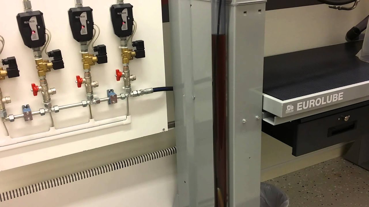 LUBE-Master: Using analogue sensor to re-fill tank