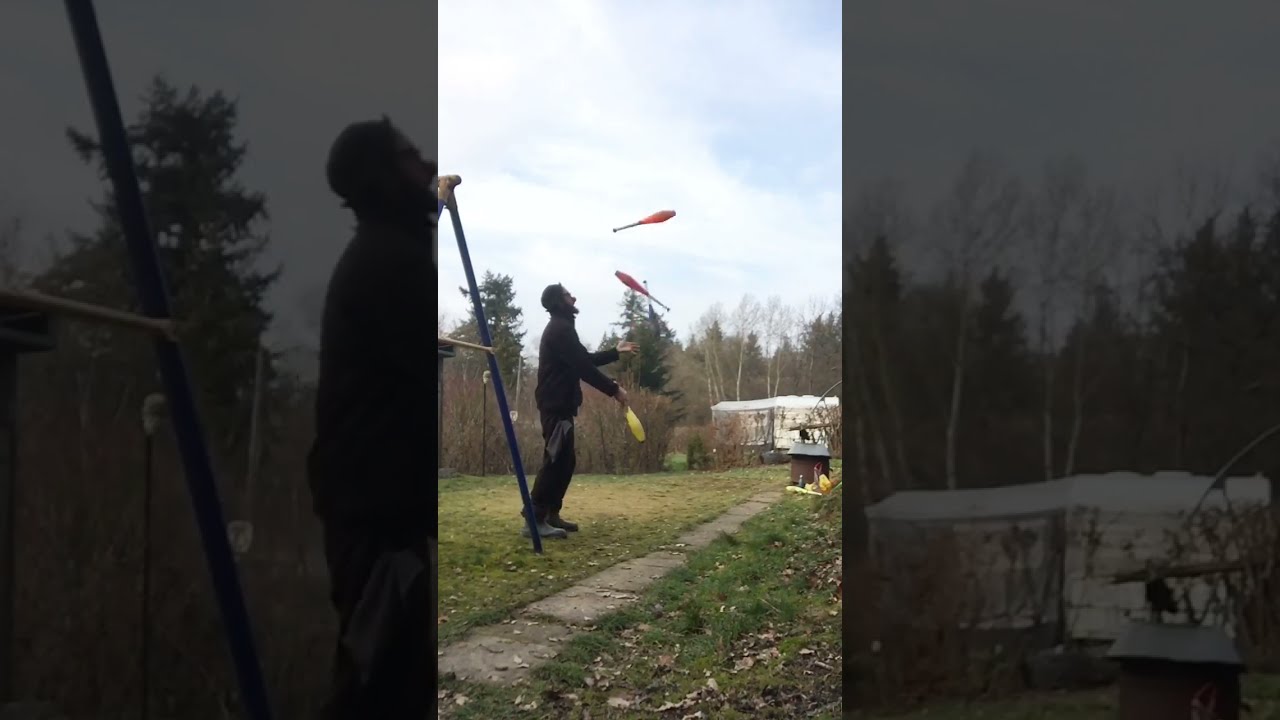 Just Juggling 4 Clubs In Async