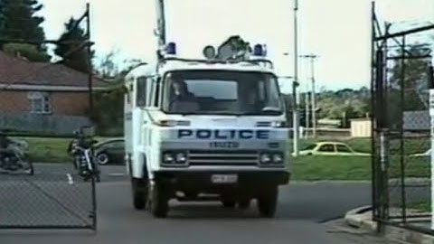 Prisoner Cell Block H: Bea arrives in 585 not Rita