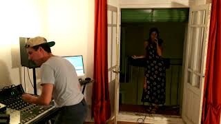 Video thumbnail of "Iseo & Dodosound - Tengo lo que tu quieres"