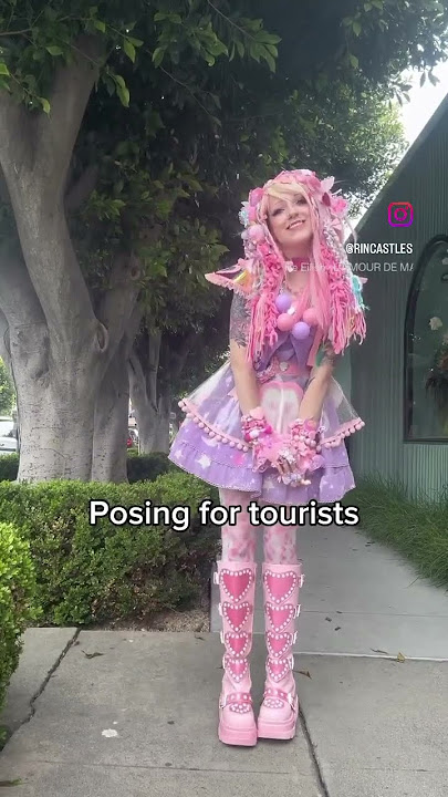 I’m just wondering is all 😅 #harajukufashion #altfashion #kawaiifashion #kawaii #scenecore