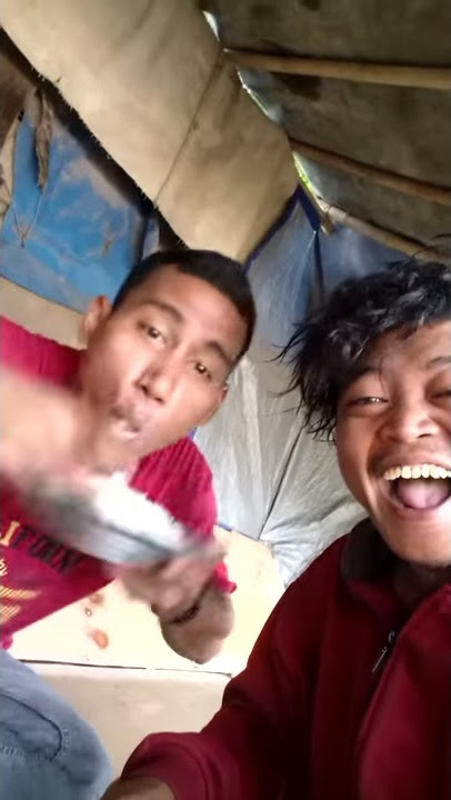 Ojo cuma ngopi wae,badokpun juga perlu.😆😆😆