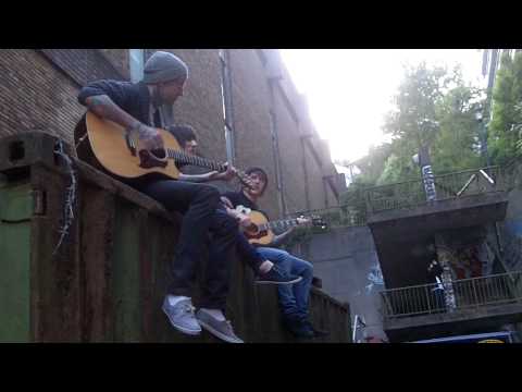 Bring Me The Horizon - It Never Ends Acoustic - Bristol 29.04.11