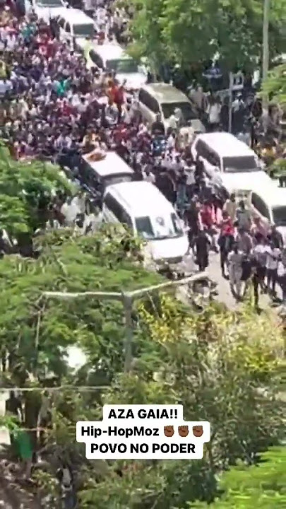 Cortejo Fúnebre do rapper Mano Azagaia, em Maputo - Moçambique #azagaia #rapmoz