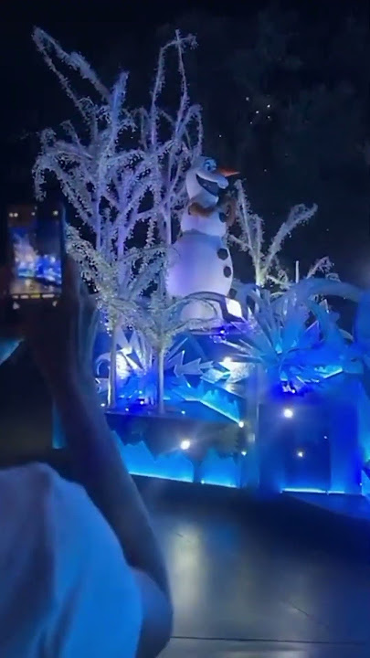 They filmed UFO's in the sky 😂