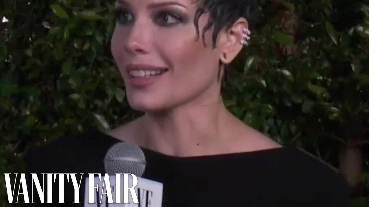 Halsey & Amelia Dimoldenberg on Dating Each Other's Exes #VFOscarParty