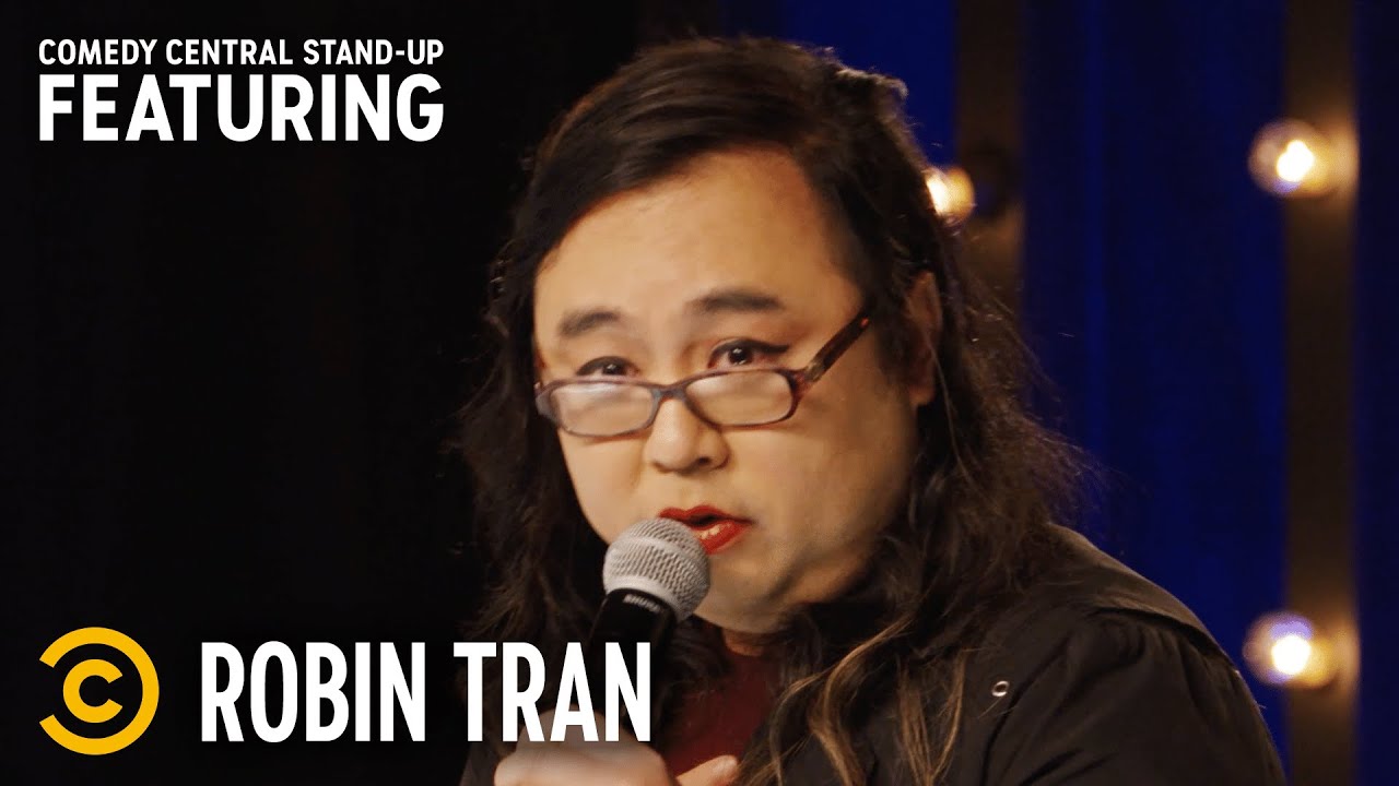 ⁣Coming Out to Your Non-English-Speaking Mom - Robin Tran - Stand-Up Featuring
