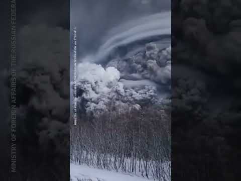 Russia's Shiveluch Volcano erupts, sending ash into the sky #shorts