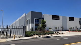 FANCY NEW WAREHOUSES TAKING OVER SOUTH FONTANA