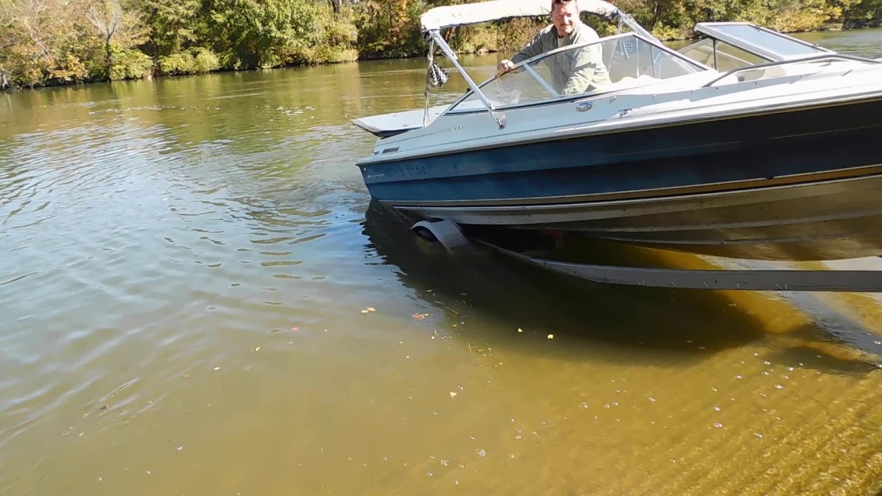Bayliner Capri Lake Test 10 16 20 (PARTING OUT BOAT)