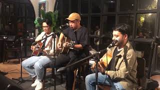 Video thumbnail of "Perunggu - Jenuh Kan Kutelan (Acoustic Live at Ruuang Kopi, Jakarta 12/4/2023)"