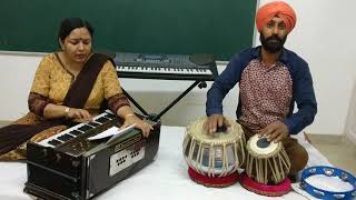 Old bhajan...Aisa pyar baha do maiya charno se lag jaau Mai .. originally sung by Hari Om Sharan...