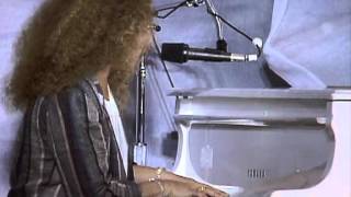 Carole King - You&#39;ve Got a Friend (Live at Farm Aid 1985)