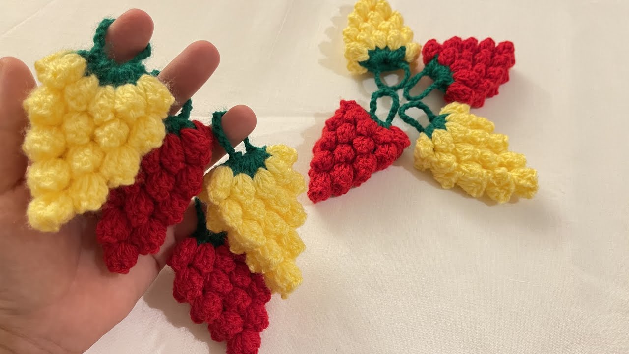 مشروع كروشيه مربح من بواقي الخيوط  ميدالية كروشيه فراولة / عنقود عنب اكسسوار بيت أو سيارة / تزيين