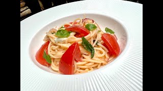 El más delicioso Spaghetti con tomate natural y queso