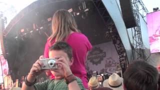 Kaiser Chiefs- We Are The Angry Mob