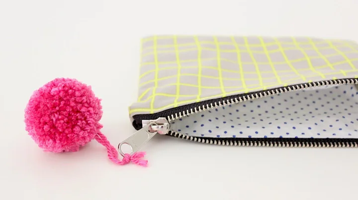 Beginner-Friendly Tutorial: Sew Your Own Lined Zipper Pouch