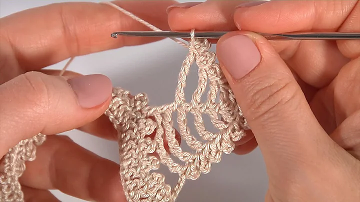 Learn to Crochet a Beautiful Crown with Complex Stitches