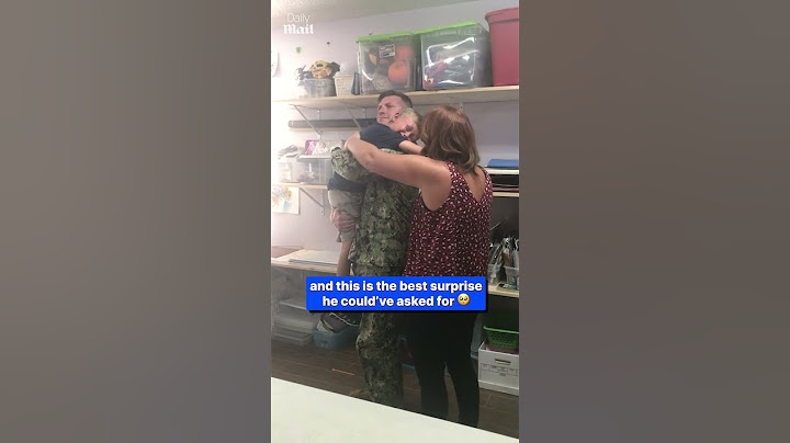 Un papà militare sorprende il figlio che sta combattendo contro una rara malattia cerebrale