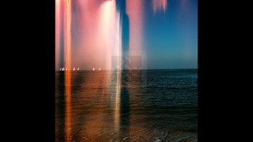 PREMIERE: Gloved Hands - Say Things [Soundhitectures]