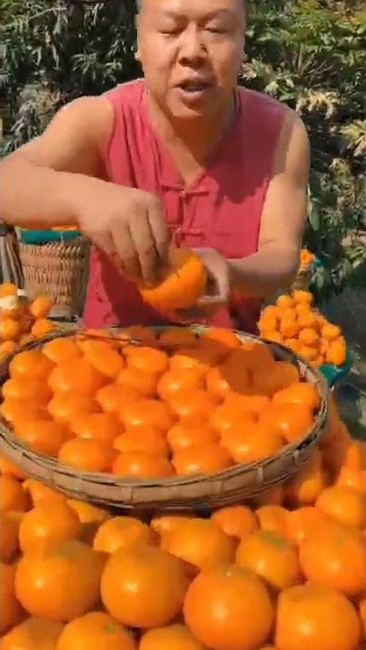 Do you like orange? #asmr#mouth #sounds#asmr eating#shorts