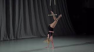 Holly Scanlan - Dance Trapeze