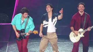 Lovebug Jonas Brothers - Lexington