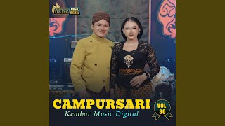 Download lagu Alun Alun Nganjuk (feat. Fallden)