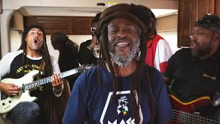 Steel Pulse -  Black and White Oppressors (Vídeo Oficial)