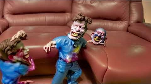 Oh the Aphex Twins? Yeah I love them! AFX ( Aphex Twin ) - korg funk 5 (unofficial video)