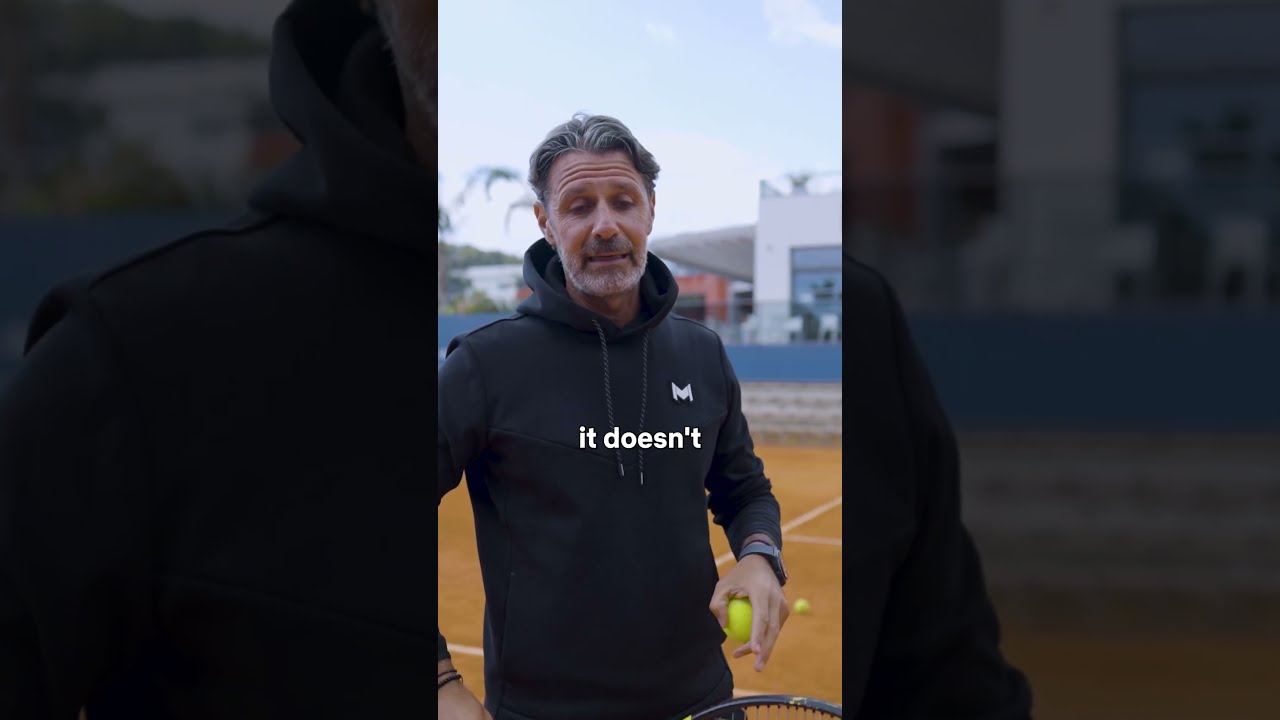 Here S Why You Shouldn T Imitate Roger Federer Slice Backhand Tennis