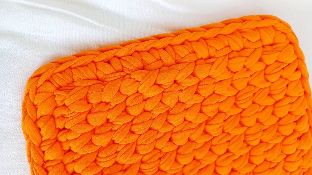 BASE RETANGULAR COM PONTOS BAIXOS CENTRADOS DE CROCHÊ COM FIO DE MALHA / @FEITOAMAOPORISA