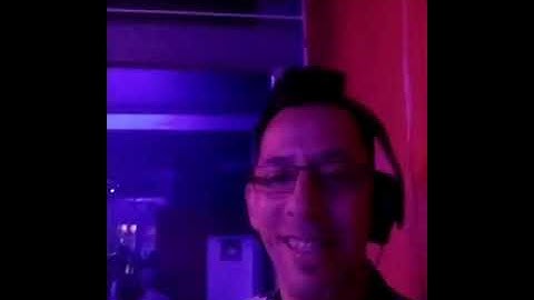 afro-latin Marlon García un the house medellin