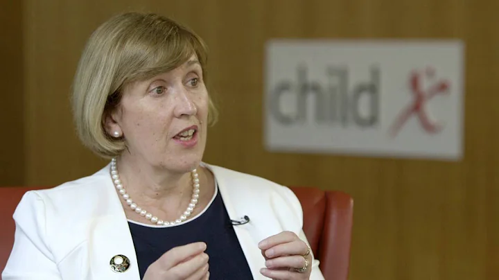 Anne Lynch