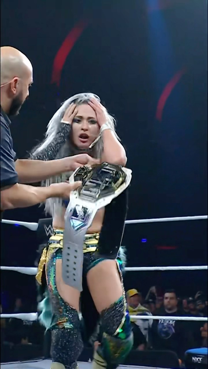 Giulia is your NEW #WWENXT Women's Champion!!! ? #NewYearsEvil