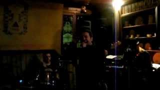 MAD VINTAGE - Amarsi un pò (live at Melmoth Irish Pub)