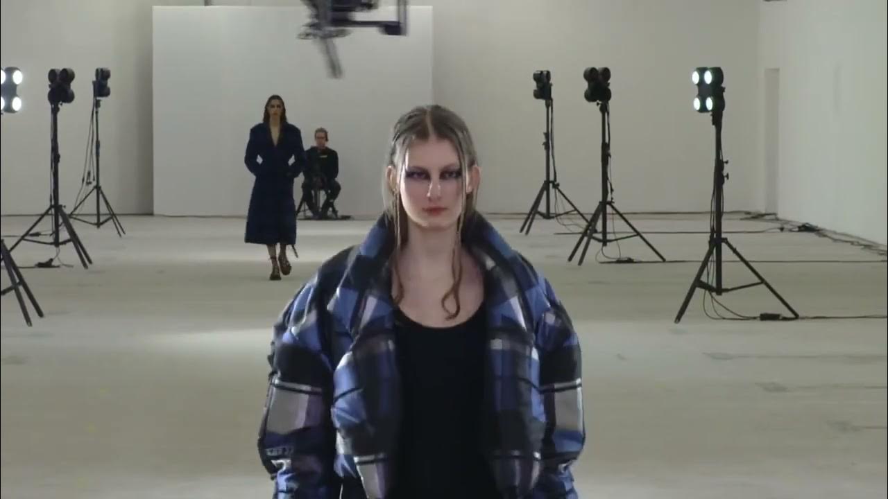 MBPFW FW21 PAVOL DENDIS supported by PRIVEÉ LOUNGE / TEREZA VU - YouTube