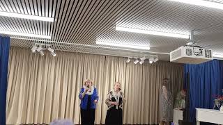 Поют Ирина Дашковская и Людмила Цюприк - дуэт ЛираХорошо, когда снежинки  падают.