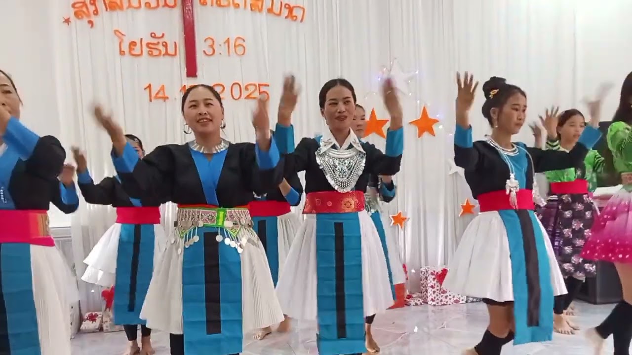 Cov niam tsev ua yeeb yam hnub koob tsheej yexus yug zos kwj liag #5